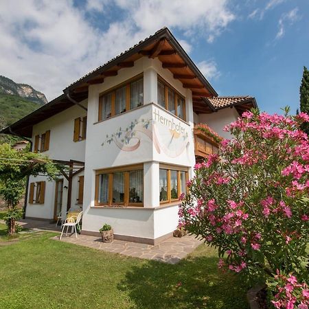 Apartments Herrnhofer Caldaro Exterior photo